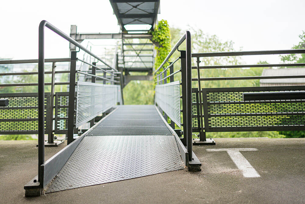 Barandal para puentes.