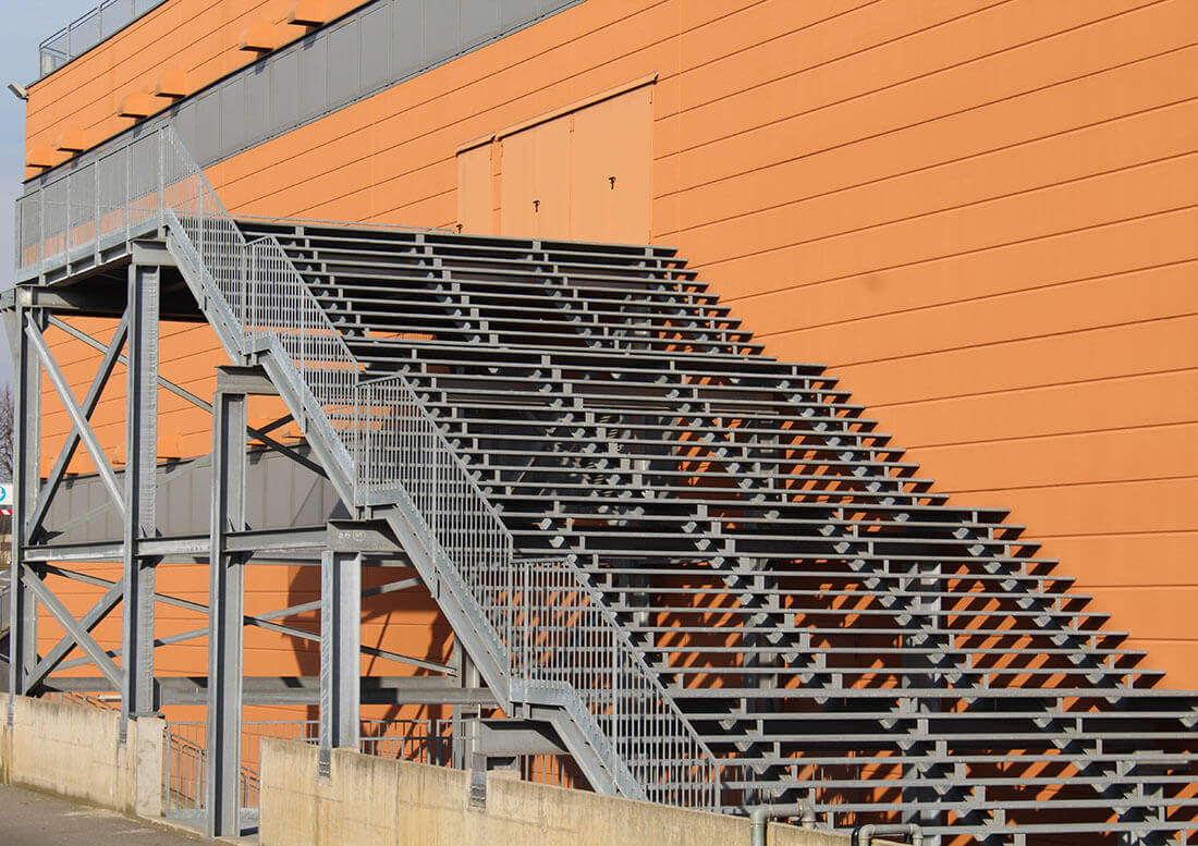 Escaleras de herrería