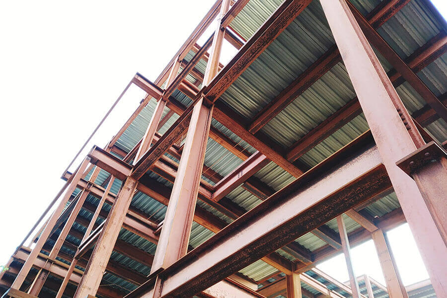 Estructura metálica de viga con losacero